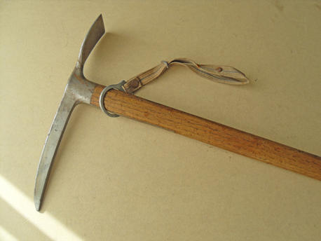 Mountain Troopers Icepick