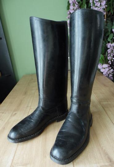 Officers Boots