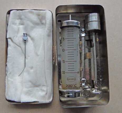 Boxed Syringe Set