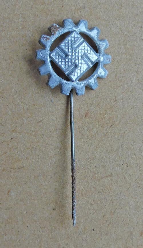 DAF Stick Pin