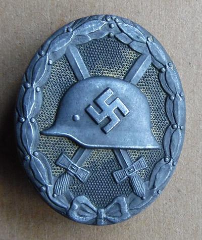 Gold Wound Badge